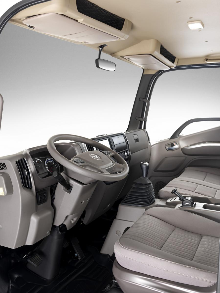 Интерьер Foton Aumark S 2016 года  (фото 29 из 37)